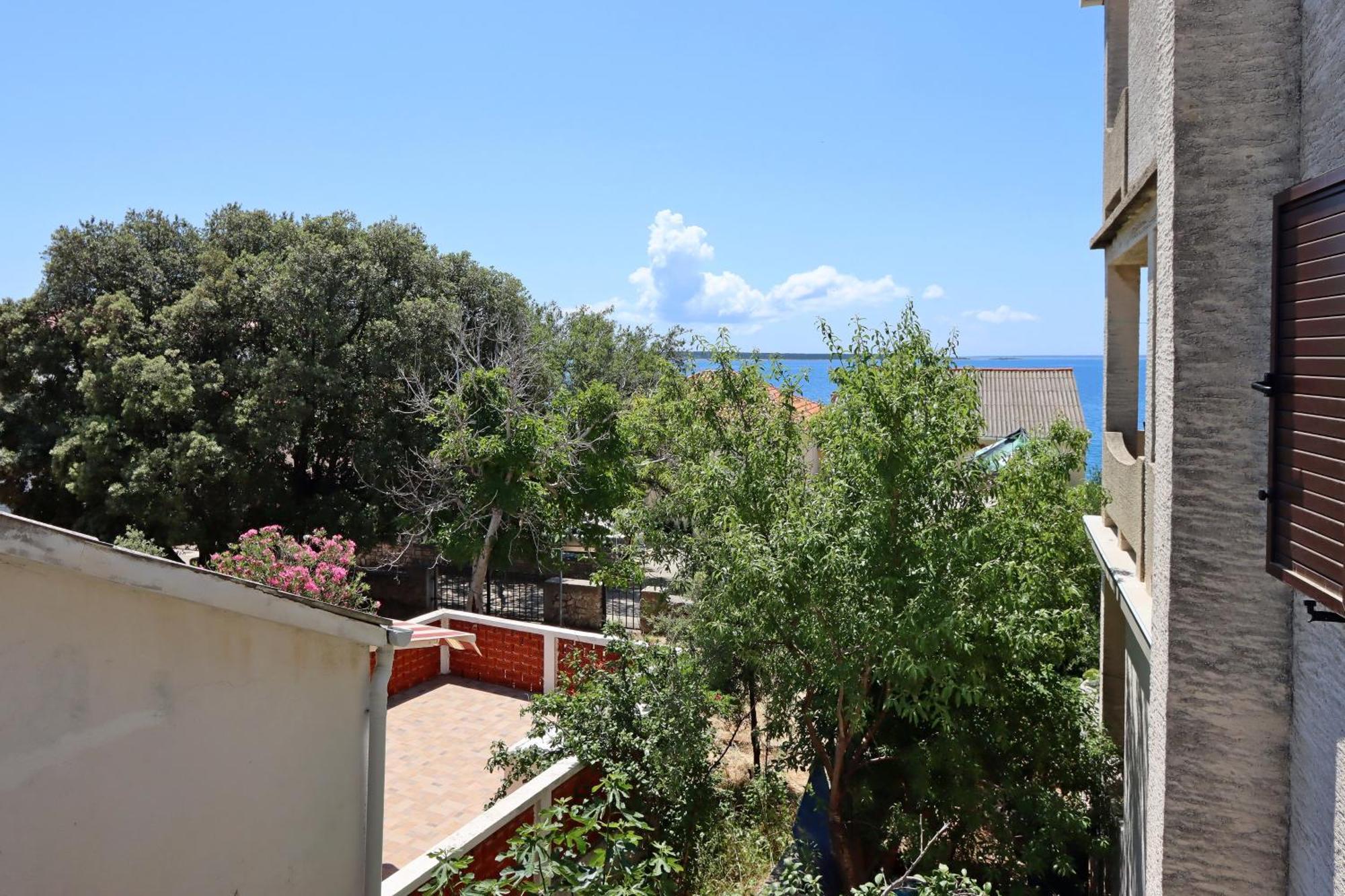 Apartments By The Sea Mandre, Pag - 3084 Kolan Dış mekan fotoğraf